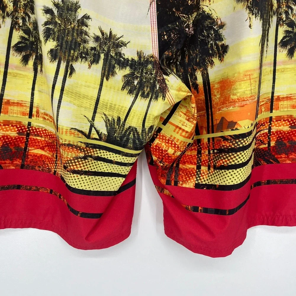Oakley Mens Performance Fit Board‎ Shorts Yellow Red Palm Tree Sunset Size 40